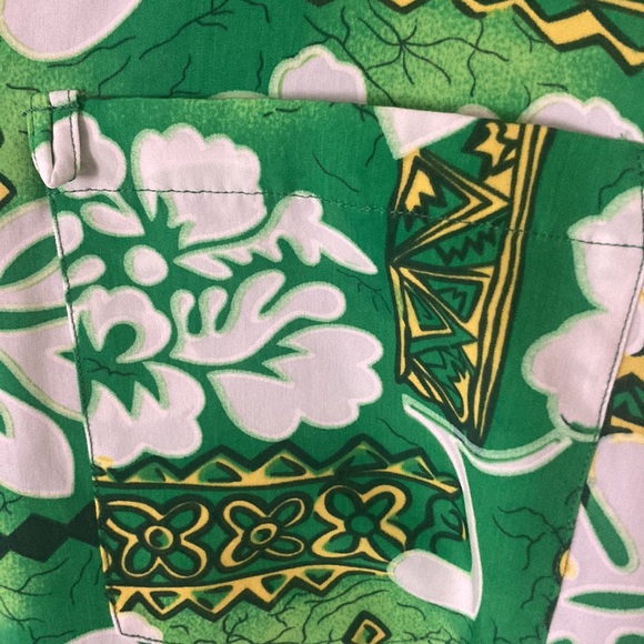 Men’s Hawaiian shirt - Picture 4 of 5